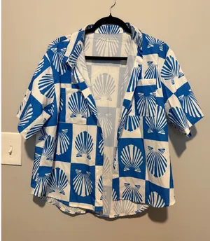 Blue White Seashell Checkered Short Sleeve Button Down Shirt Medium thumbnail 1