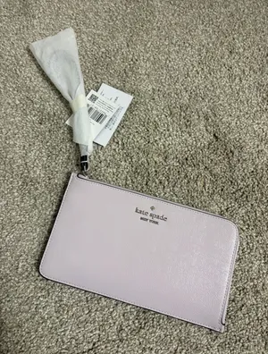 Kate Spade Wristlet thumbnail 1