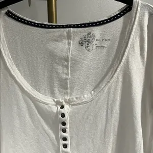 Anthropologie Pilcro White Long Sleeve Henley top thumbnail 3