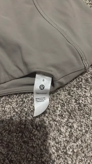 Lululemon Sports Bra thumbnail 4