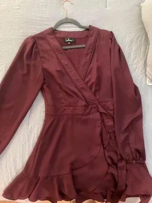 dress thumbnail 1