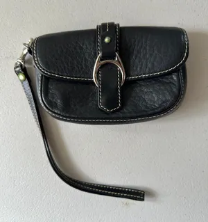VGT Dooney & Bourke Pebble Leather Snap Closure Saddle Style Buckle Wristlet thumbnail 1