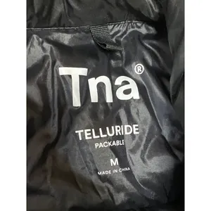 Aritzia TNA Women's Black Zip Up Long Sleeve Packable Puffer Coat Jacket Size M thumbnail 4
