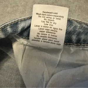 Judy Blue High Waist Destroyed Boyfriend denim jeans size 13/31 thumbnail 10