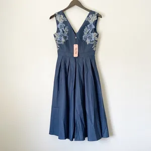NWT CHI CHI LONDON Appliqué Fit Flare Party Dress Navy 4 thumbnail 5
