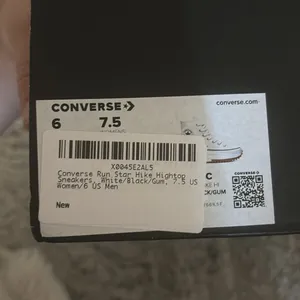 Converse brand new never worn Run Star Hike Canvas Platform thumbnail 3