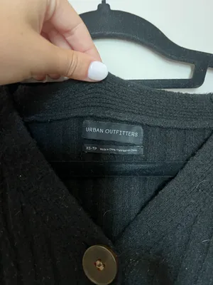 Cropped Sweater  thumbnail 3