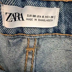Zara Women's Blue Button Fly Denim Shorts NWT thumbnail 6