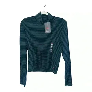 Levis Womens Striped Everyday Turtleneck, 1X‎ thumbnail 2