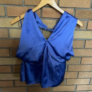 French Connection Inu Satin Smocked Halter Top Pastel Women’s Size XL NWOT thumbnail 2