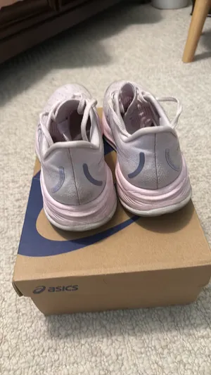 ASICS Running thumbnail 2