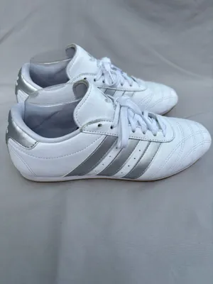 adidas Taekwondo Lace Low Top Sneakers Cloud White/Silver Metallic/Gum JS1192 thumbnail 5