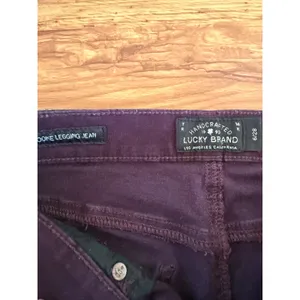 Lucky Brand Brooke Legging Jeans Purple Velour Skinny Pants Size 6/28 thumbnail 4