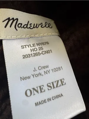 Madewell Chunky Cable-Stitch Beanie in brown thumbnail 4