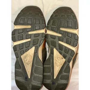 Stüssy x Nike Air Huarache LE "Desert Oak" 2021 - DD1381-200 Size 7.5 thumbnail 8