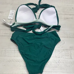 BOGO Cupshe Emerald Green halter top high cut bikini Swim Set thumbnail 7