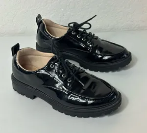Journee Collection Black Patent Leather Oxford Chunky Heel Preppy Loafers Size 7 thumbnail 1