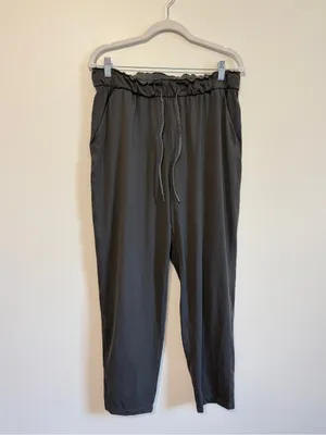 Lululemon Keep Moving Jogger Size 10 Women’s gray athletic pants thumbnail 3
