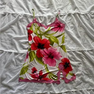 Bisou Bisou Y2K Tropical Flower Chemise with Lace Trim thumbnail 6