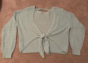 Sweater thumbnail 2