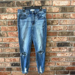 BKE Parker Skinny Jeans SIZE 28 Distressed Ankle Skinny High Rise Buckle Denim thumbnail 4