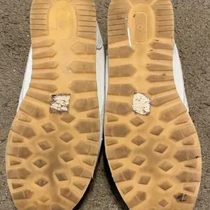 J. Crew City Sneakers Womens White‎ Gray Suede Leather BC254 Size 9 thumbnail 4