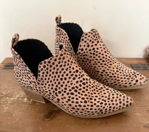 Ankle Booties Universal Thread thumbnail 1