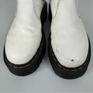 Dr. Martens 2976‎ Smooth White Leather Quad Platform Boots Size 7 thumbnail 3