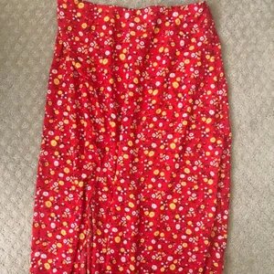 Good Luck Gem Red floral maxi skirt thumbnail 2