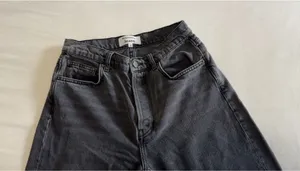 Reformation Cynthia Jeans High-Rise thumbnail 2