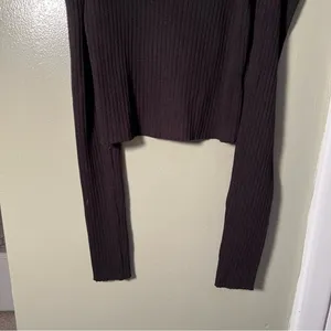 Forever 21 Women's Size Large Cold‎ Shoulder Sweater Black Ribbed Off Shoulder thumbnail 4