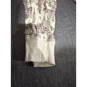 Aerie Women's Pajama Jogger Pants Sz M Knit City Graphic Holiday Christmas thumbnail 2