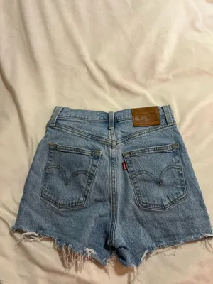 Levi’s Ribcage Shorts Denim thumbnail 2
