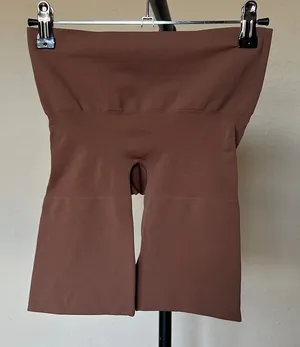SKIMS‎ SEAMLESS SCULPT BUTT LIFTING SHORT size M thumbnail 1