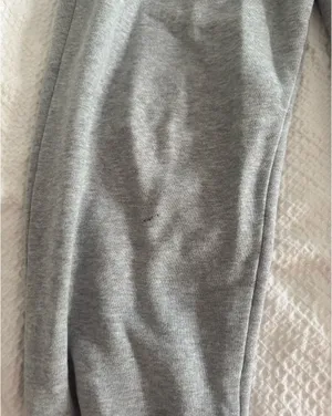 Brandy Melville Sweatpants Rosa Grey thumbnail 4
