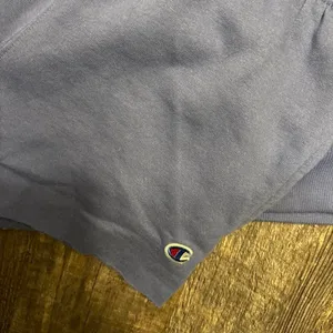 Size small Champion purple sweatshirt and‎ sweatpants set thumbnail 2