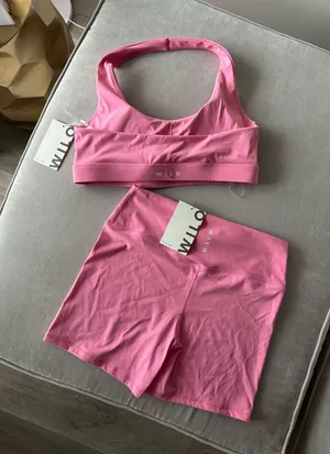 Wilo Hot Pink Set thumbnail 1