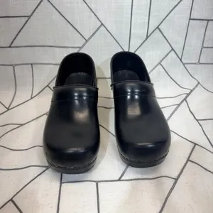 Sanita Professional Clogs‎ Size 40 Black Leather Slip On Comfort Shoes thumbnail 7
