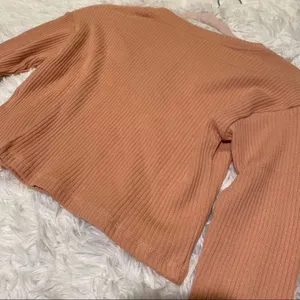 Lush Cropped Ribbed Sweater in Cafe Crème XS thumbnail 6