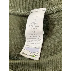 Offline by Aerie S Army Green Seamless Ribbed Long Sleeve Cropped Top thumbnail 4