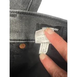 Express Modern Straight Jeans 8R Super High Rise Black Distressed Raw Hem thumbnail 5