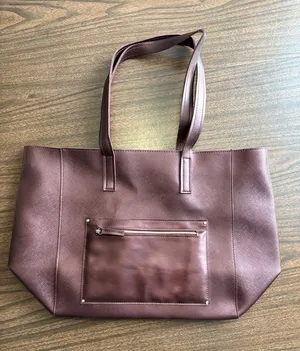 NEW Bath & Body Works Burgundy Large Tote Bag NWT thumbnail 1