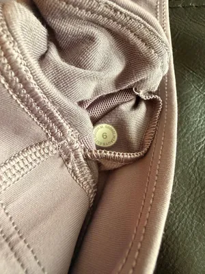 Lululemon Energy Longline Bra *Medium Support, B–D Cups Size 6 thumbnail 8