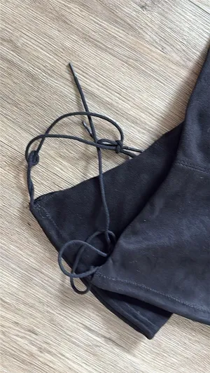 Thigh high black heeled boots Size 6.5 thumbnail 3