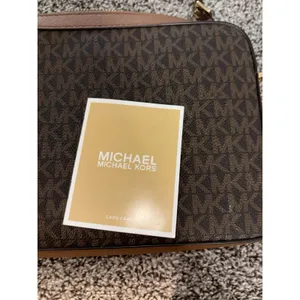 Michael Kors Jet Set Signature Brown Crossbody Bag thumbnail 2