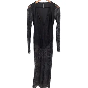 Skim Black Ultra Fine Lace Plunge Long Maxi Dress M NWOT ( SOLD OUT) thumbnail 4
