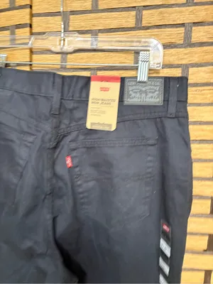 Levi’s black high waisted mom jeans size 33 thumbnail 4