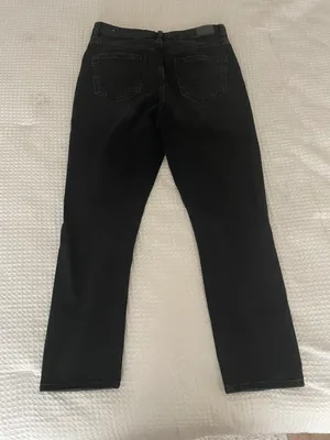 American Eagle Outfitters Ripped Highest Waist Mom Jeans thumbnail 2