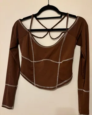 Urban Outfitters Top thumbnail 1
