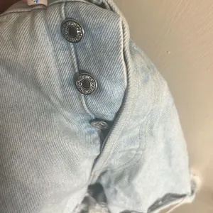 ✨Levi's® Premium 501® Original High-Rise Cut-Off Jean Sz 29 Shorts✨ thumbnail 10
